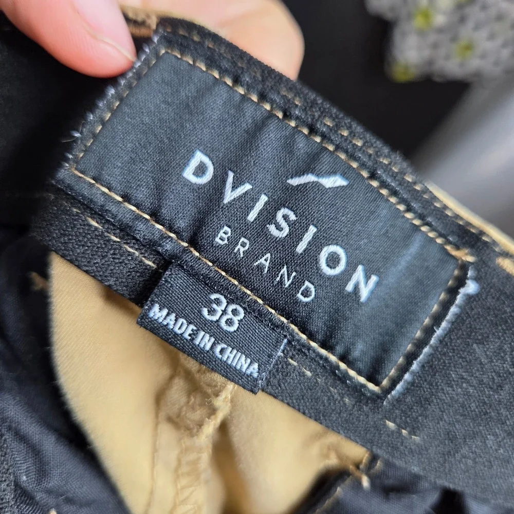 Dvision Brand Mens Tan Khaki Flat Front Chino Shorts Size 38 Casual Summer